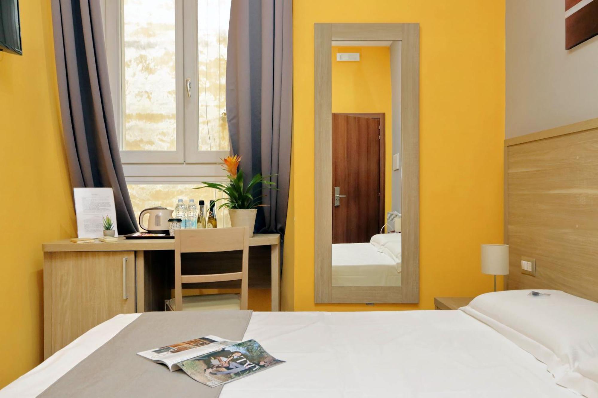 Lhg Comfy Rooms Rom Exterior foto