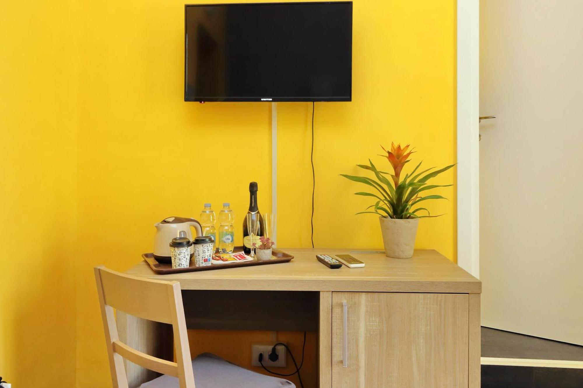 Lhg Comfy Rooms Rom Exterior foto