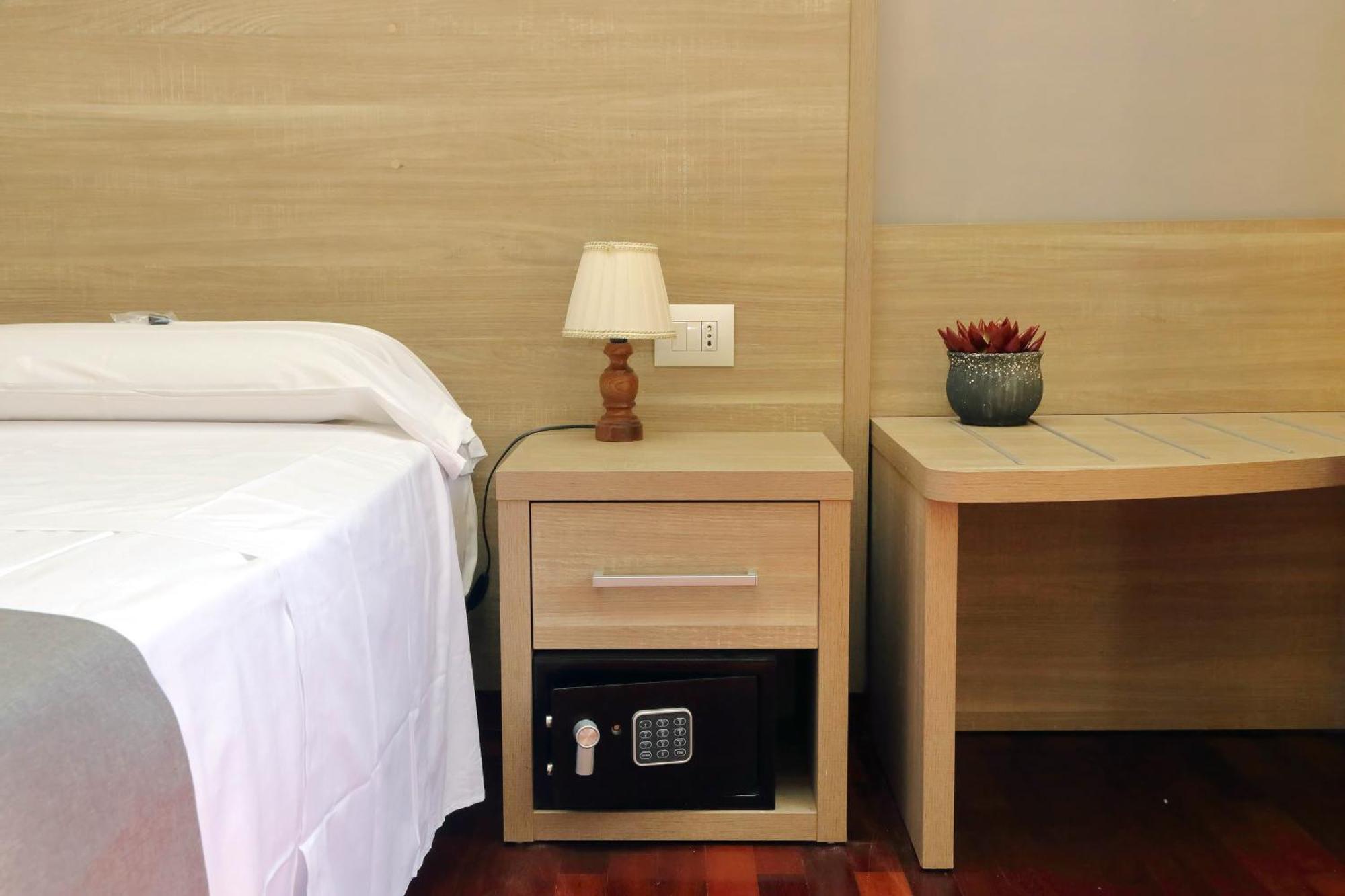 Lhg Comfy Rooms Rom Exterior foto